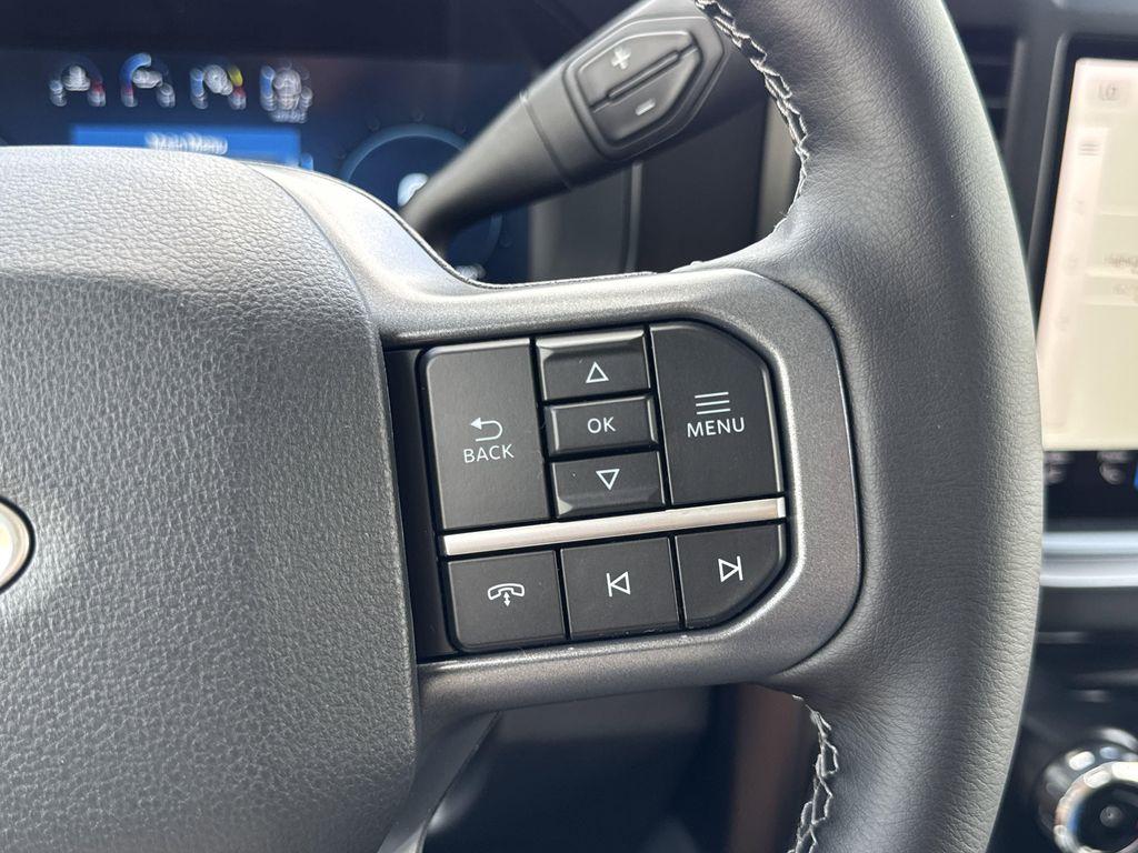 new 2025 Ford F-250 car, priced at $76,312