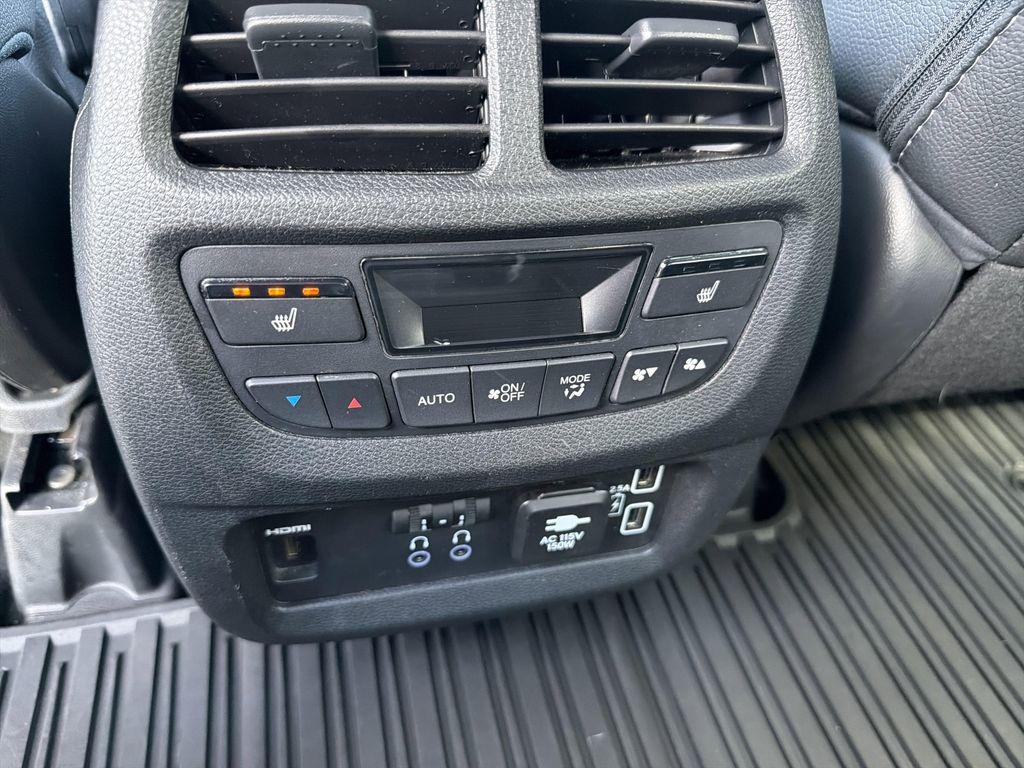used 2021 Honda Pilot car, priced at $33,000