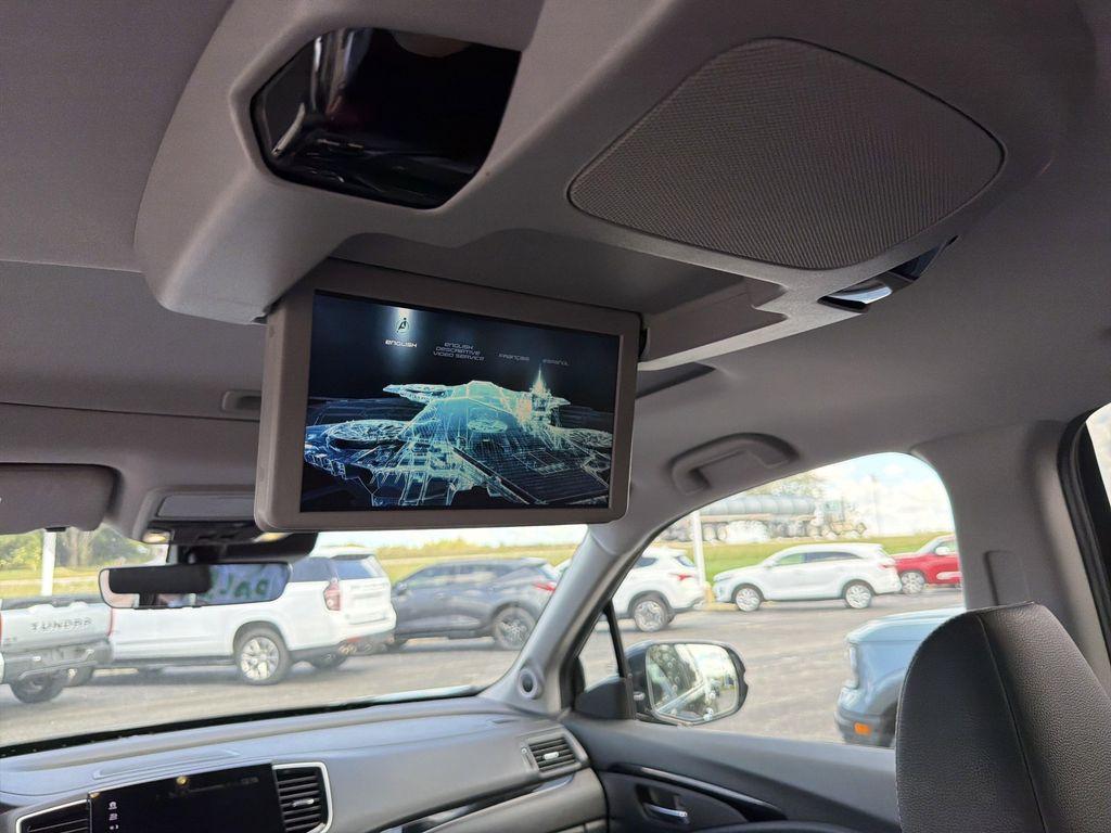 used 2021 Honda Pilot car, priced at $33,000