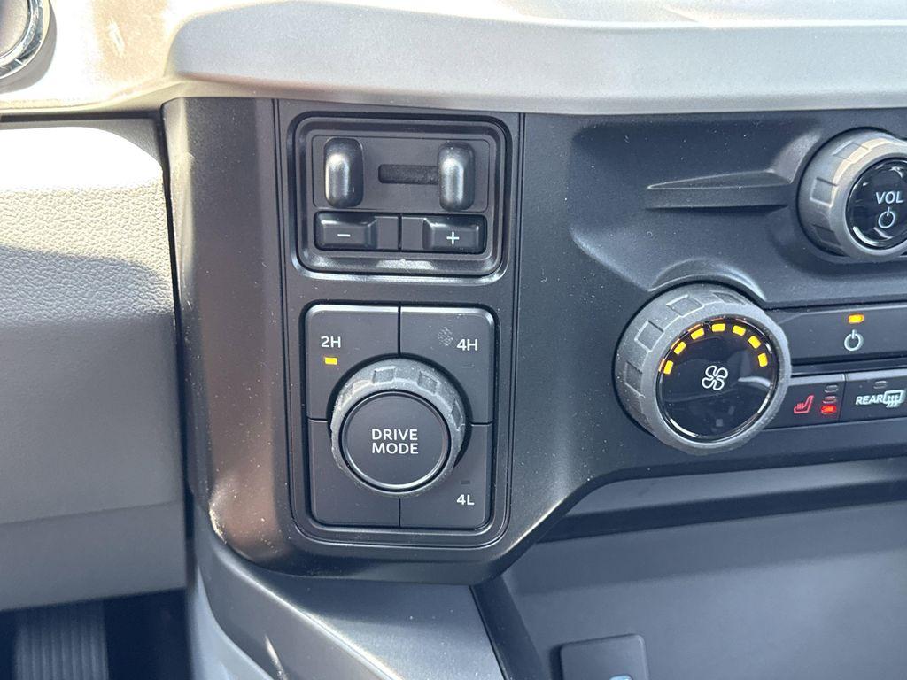 new 2025 Ford F-250 car, priced at $63,584