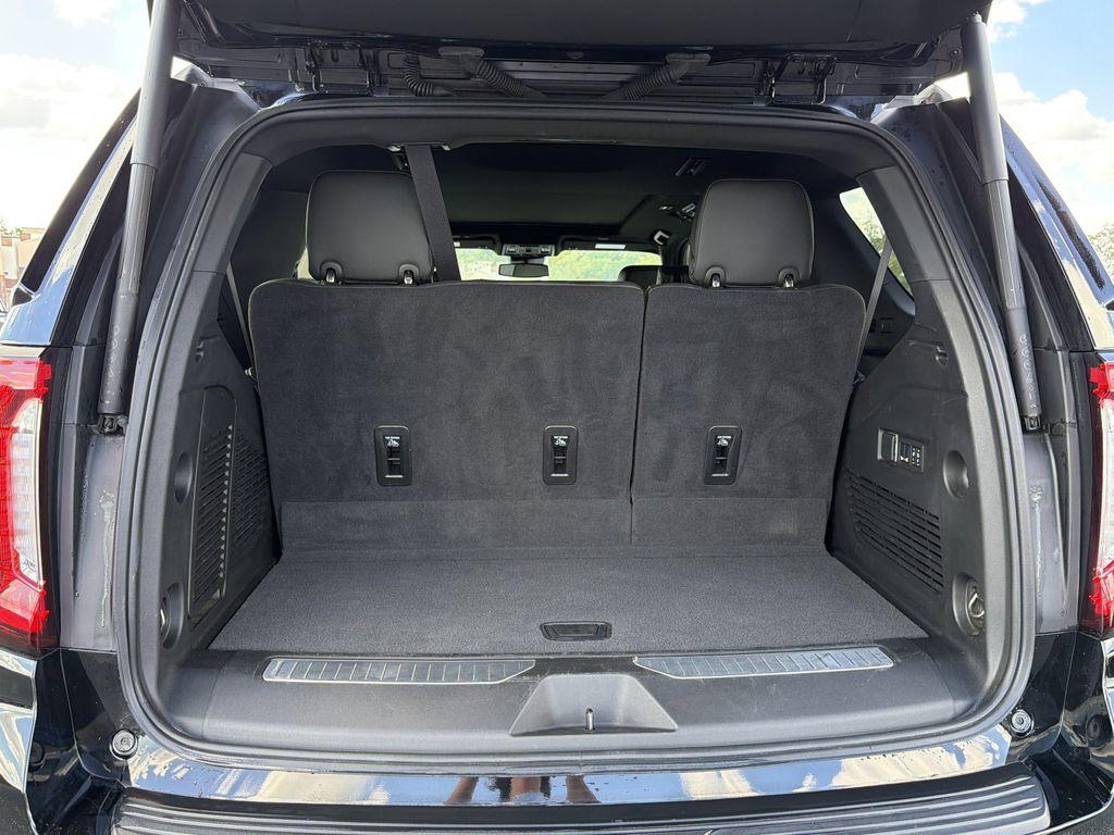 used 2024 GMC Yukon car, priced at $74,000