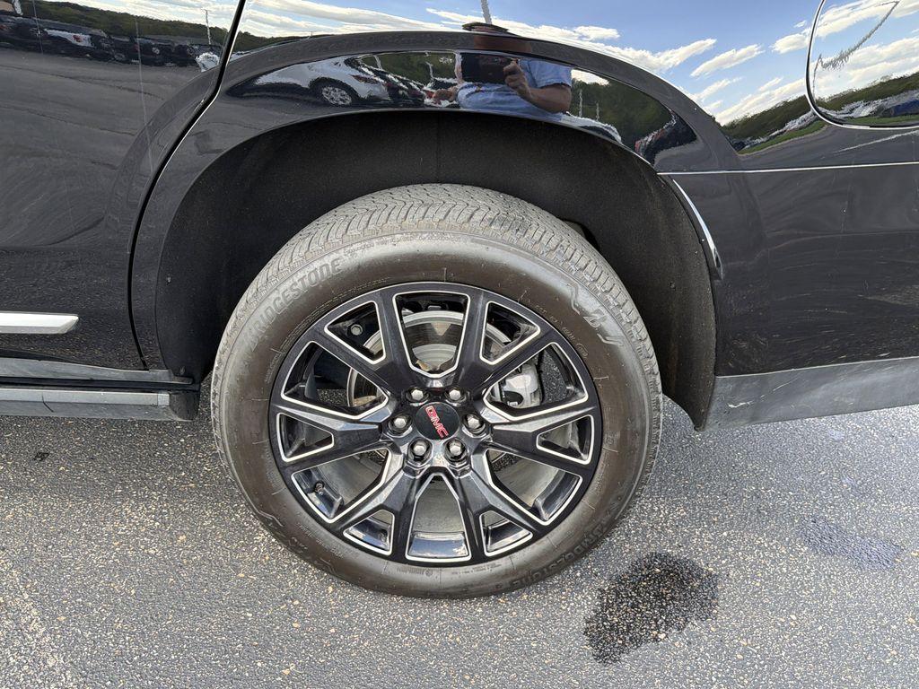 used 2024 GMC Yukon car, priced at $74,000