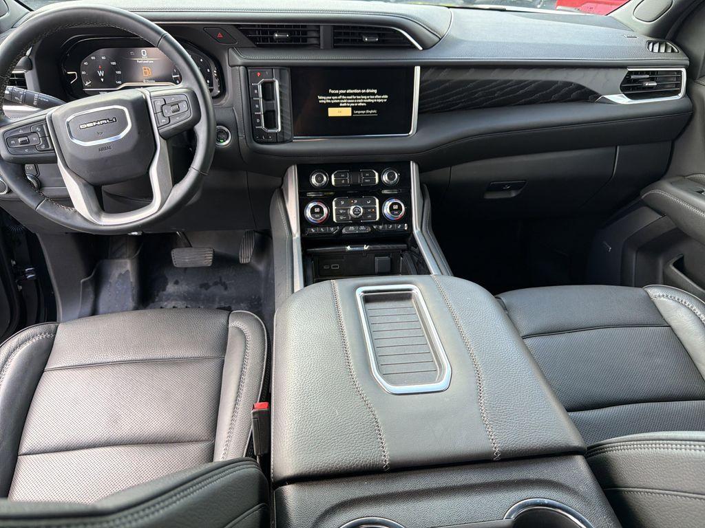 used 2024 GMC Yukon car, priced at $74,000