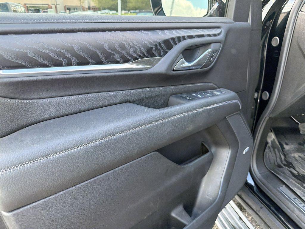 used 2024 GMC Yukon car, priced at $74,000