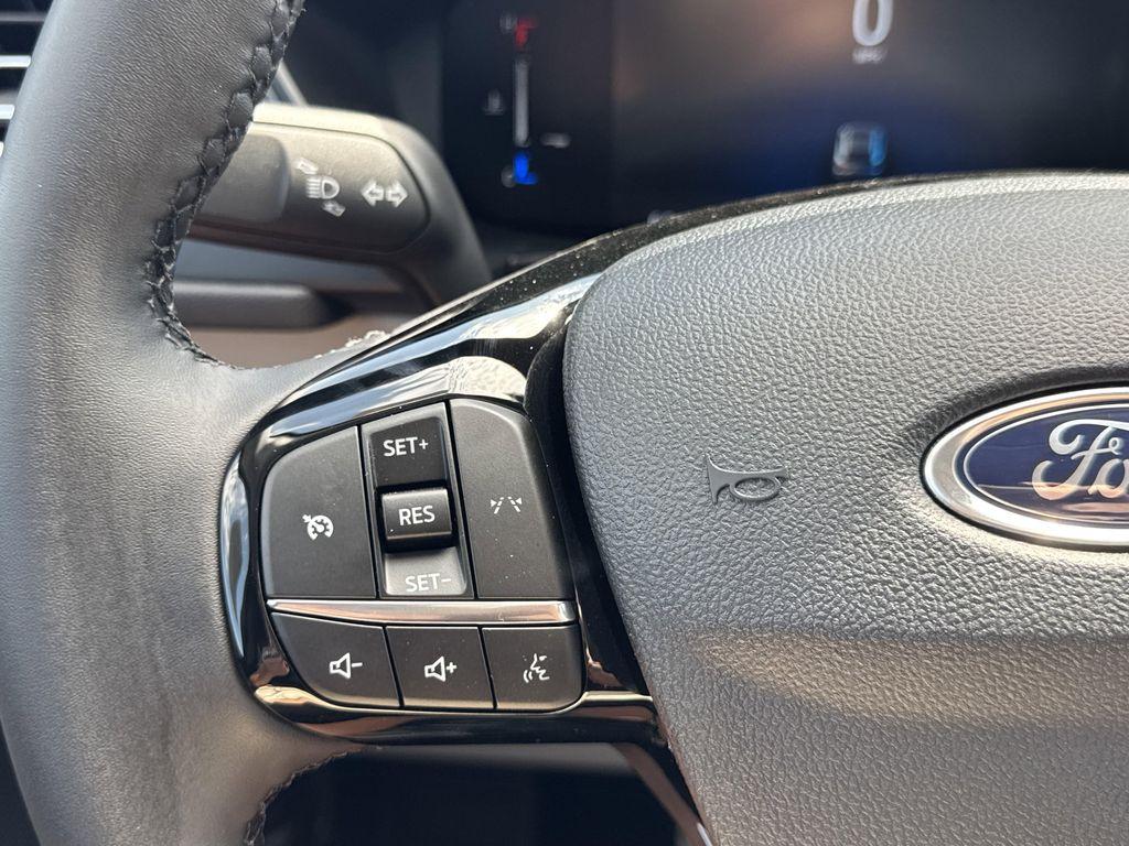new 2025 Ford Escape car, priced at $29,667