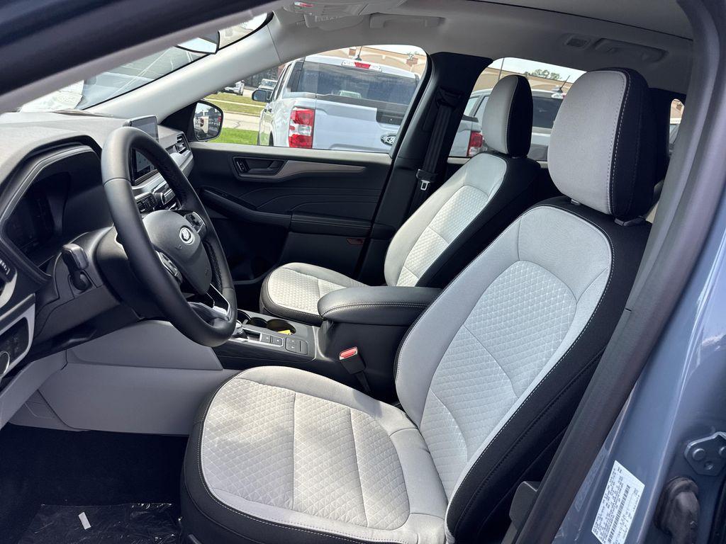 new 2025 Ford Escape car, priced at $29,667