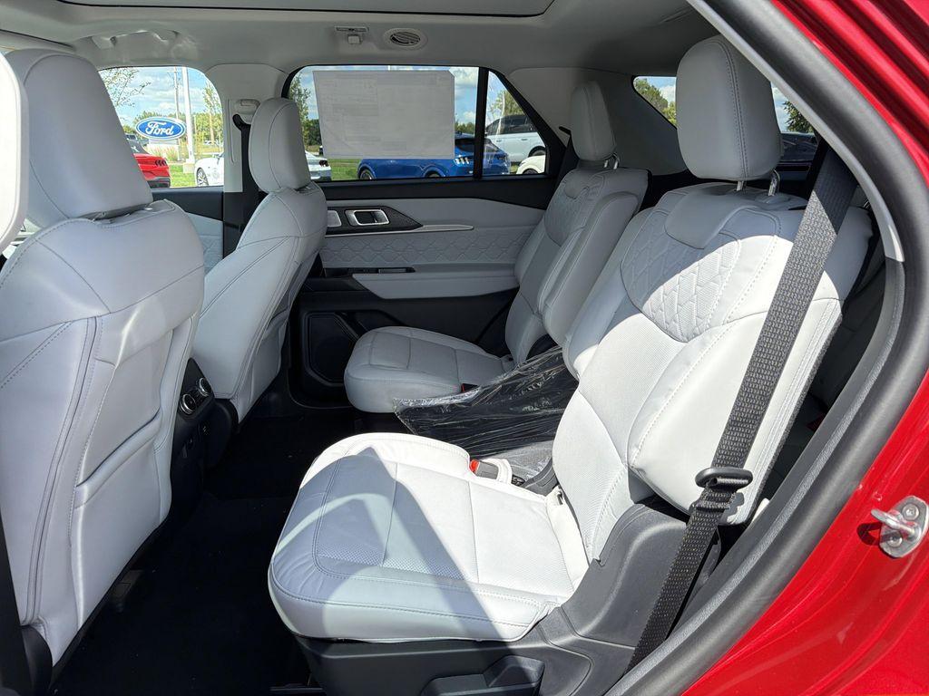 new 2025 Ford Explorer car, priced at $58,567