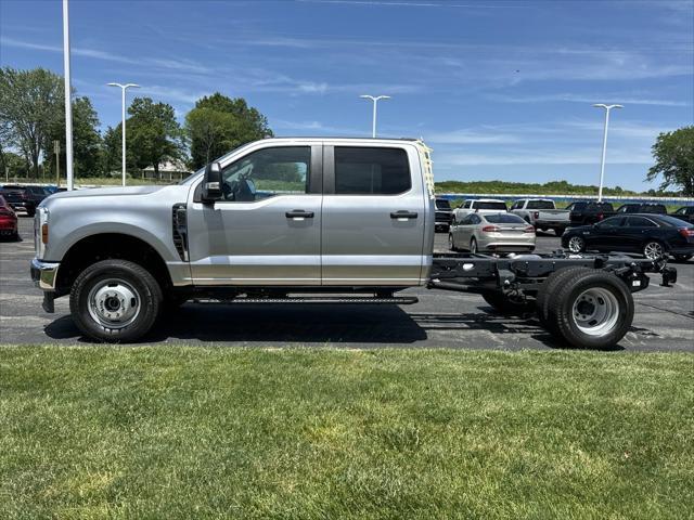 new 2024 Ford F-350 car, priced at $57,014
