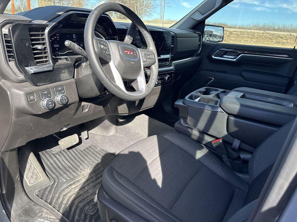 used 2024 GMC Sierra 1500 car, priced at $50,000