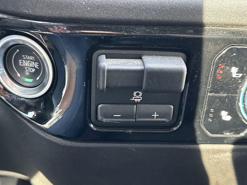 used 2024 GMC Sierra 1500 car, priced at $50,000