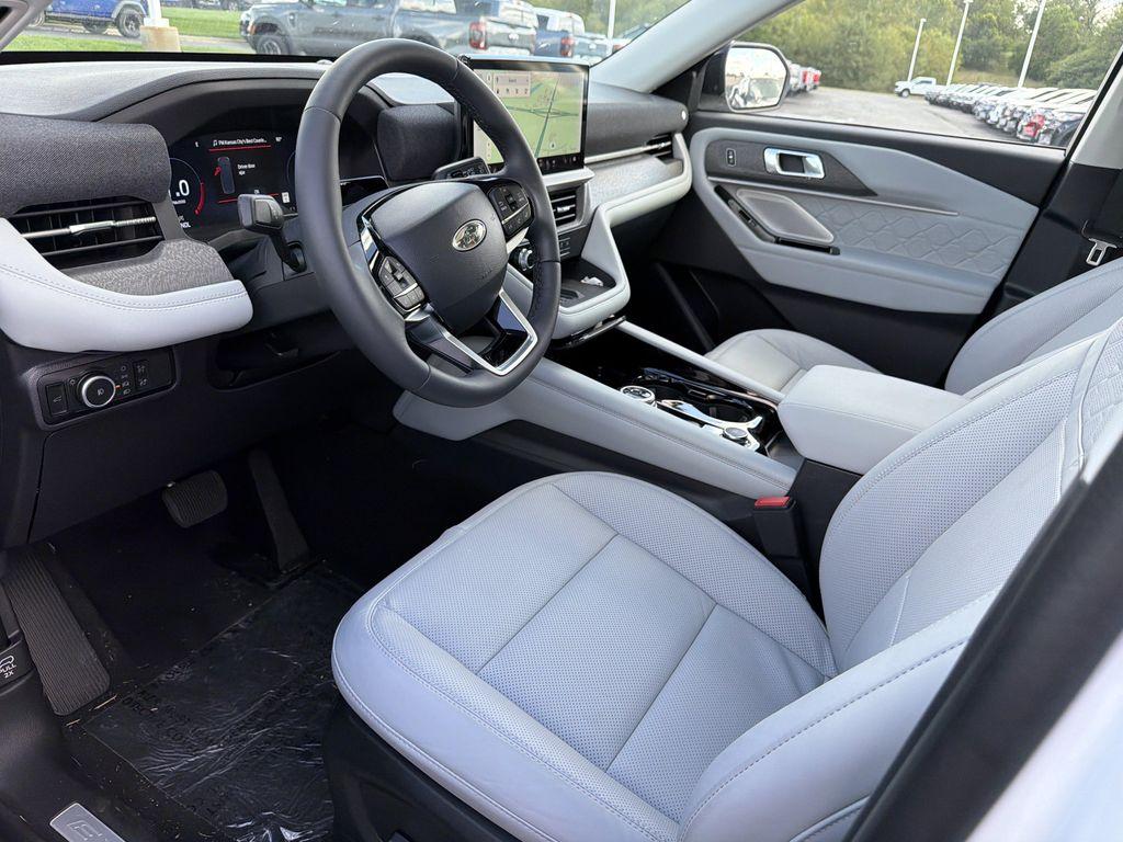 new 2025 Ford Explorer car, priced at $58,233