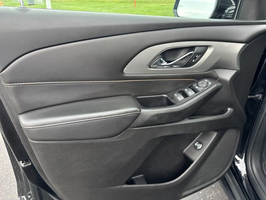 used 2019 Chevrolet Traverse car, priced at $16,000