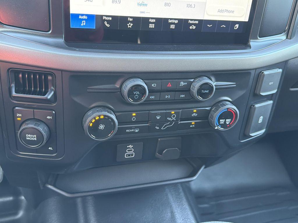 new 2025 Ford F-150 car, priced at $49,913