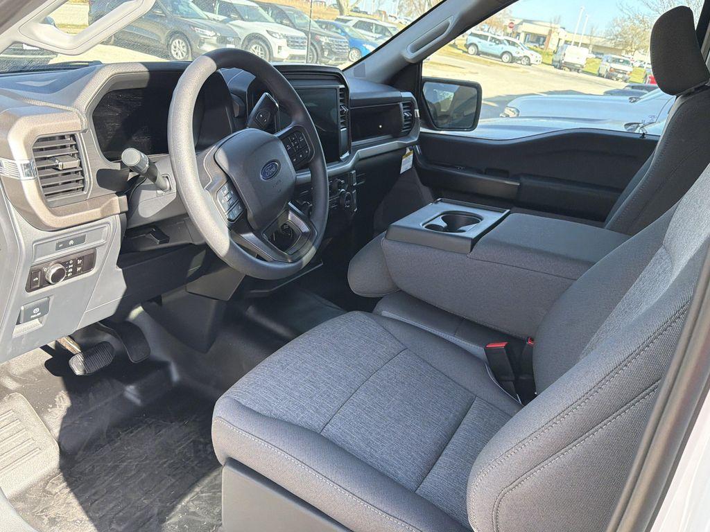 new 2025 Ford F-150 car, priced at $49,913