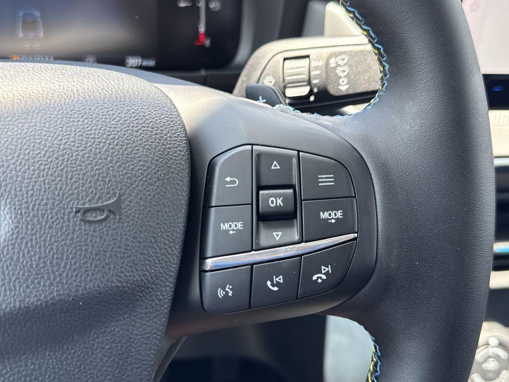 new 2025 Ford Maverick car, priced at $40,410