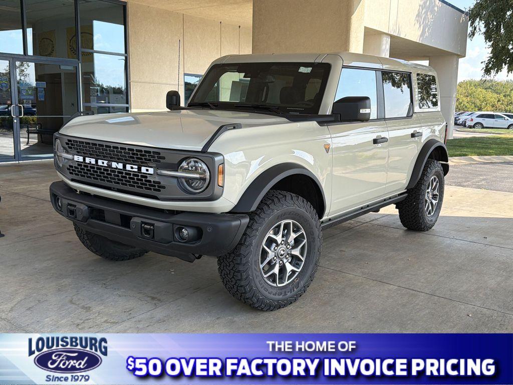 new 2025 Ford Bronco car, priced at $59,652