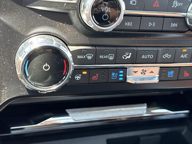 new 2025 Ford F-250 car, priced at $93,706