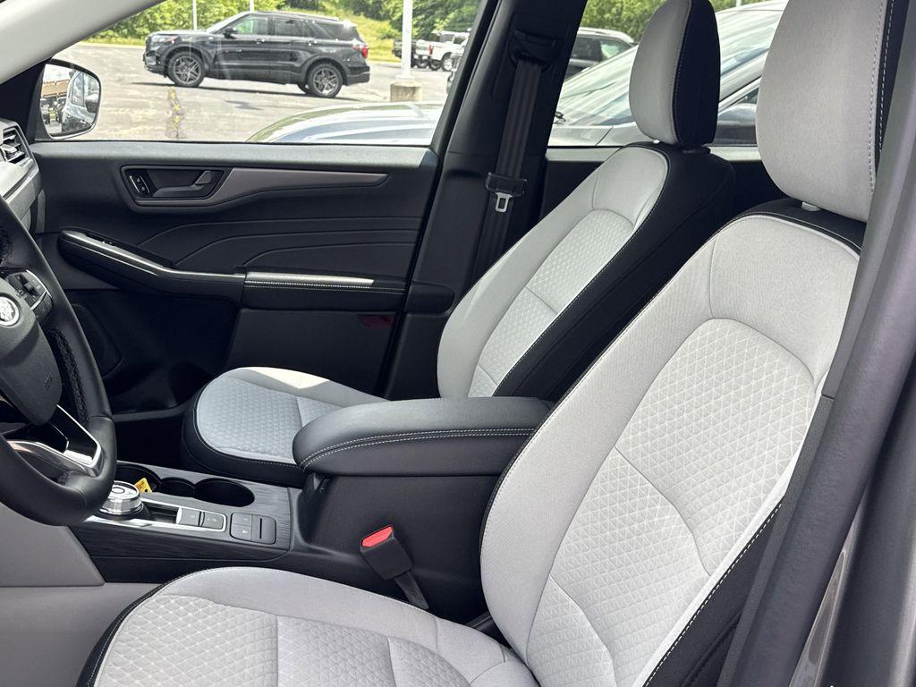 new 2025 Ford Escape car, priced at $27,346