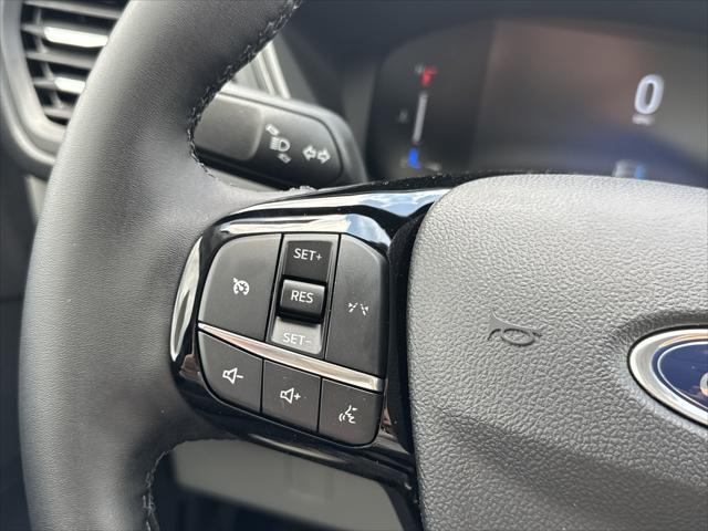 new 2025 Ford Escape car, priced at $29,875