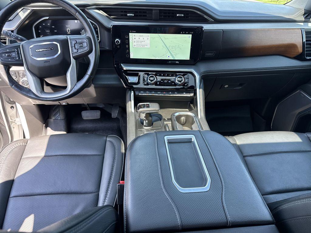 used 2022 GMC Sierra 1500 car, priced at $48,000