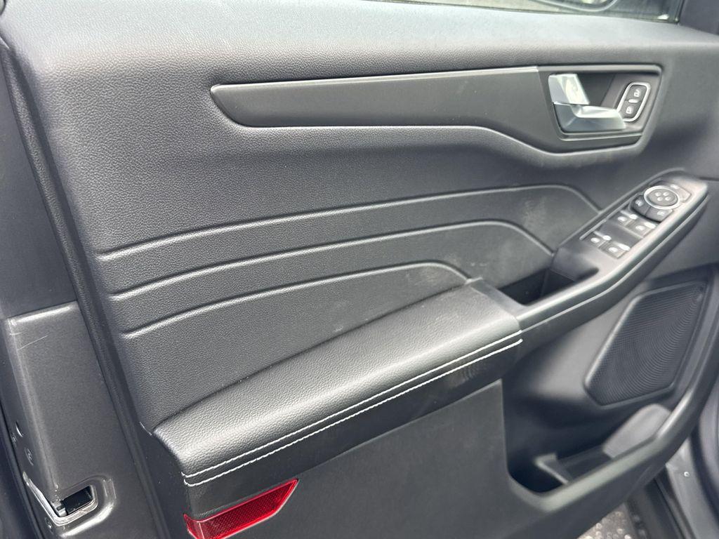 new 2025 Ford Escape PHEV car, priced at $32,168