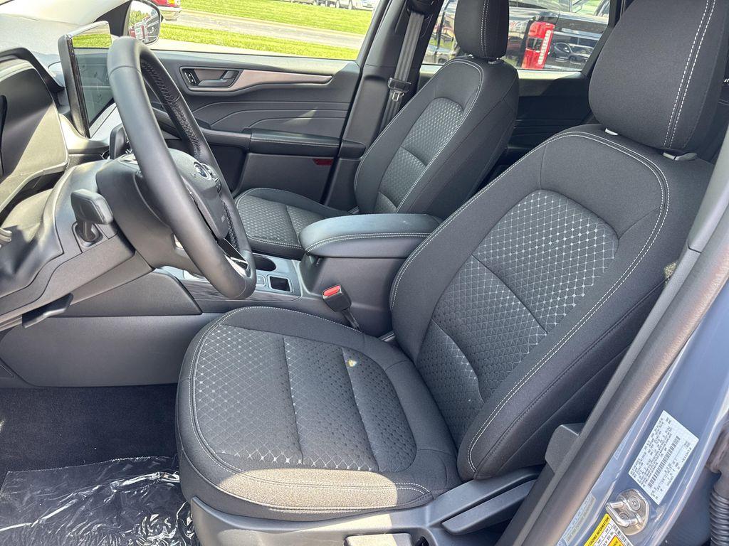 new 2025 Ford Escape car, priced at $29,308