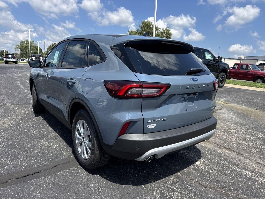 new 2025 Ford Escape car, priced at $29,308