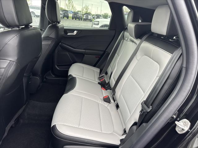 new 2025 Ford Escape car, priced at $33,392