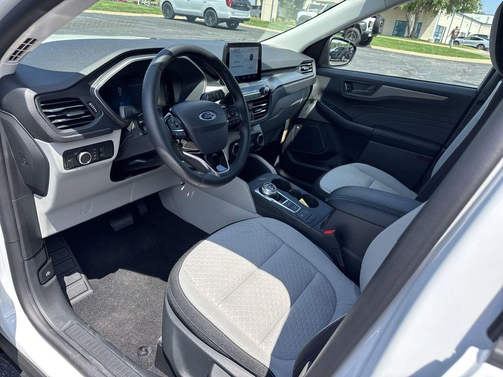 new 2025 Ford Escape car, priced at $29,167