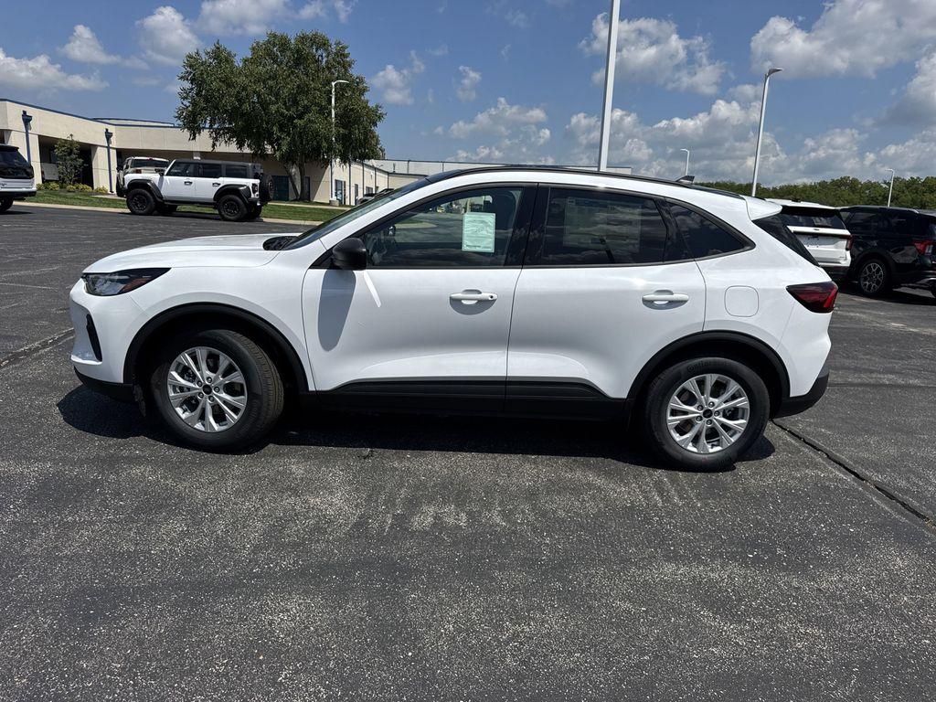new 2025 Ford Escape car, priced at $29,167
