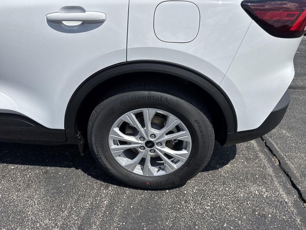 new 2025 Ford Escape car, priced at $29,167