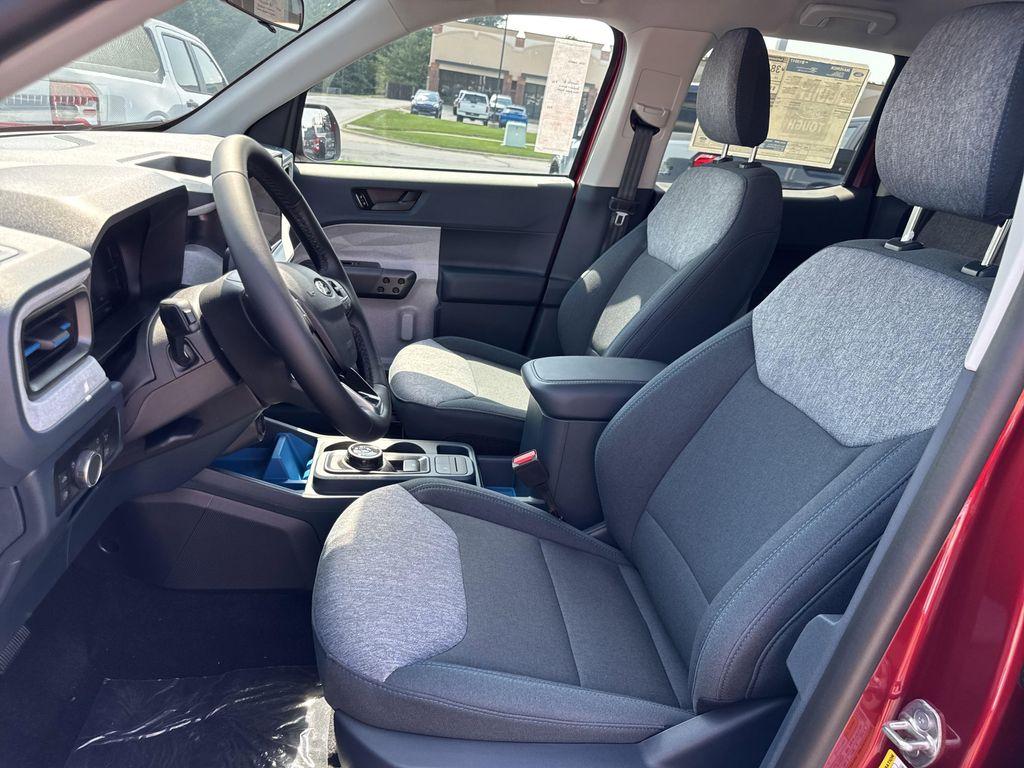 new 2025 Ford Maverick car, priced at $33,956
