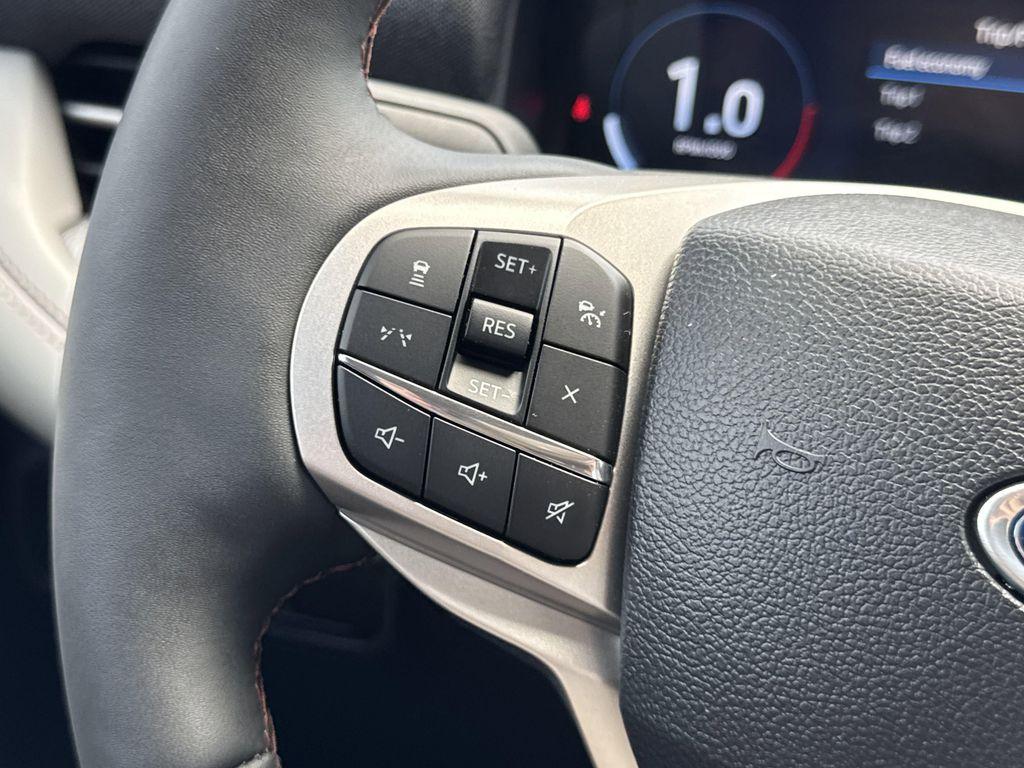new 2025 Ford Explorer car, priced at $45,047