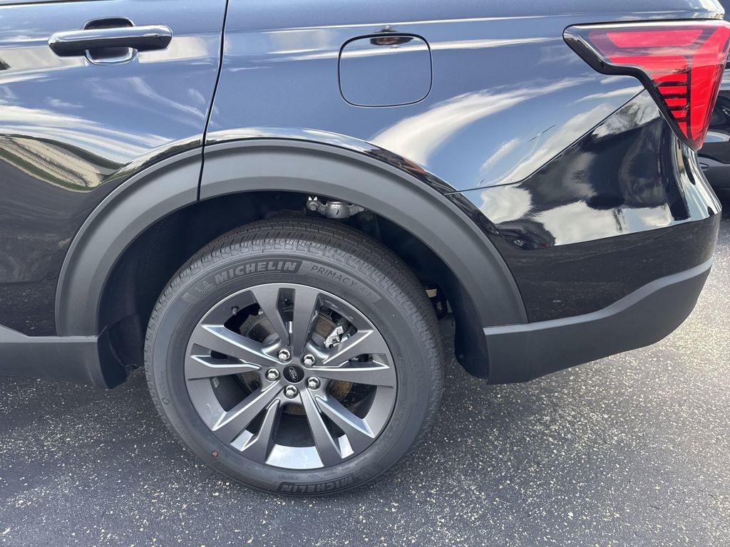 new 2025 Ford Explorer car, priced at $45,047