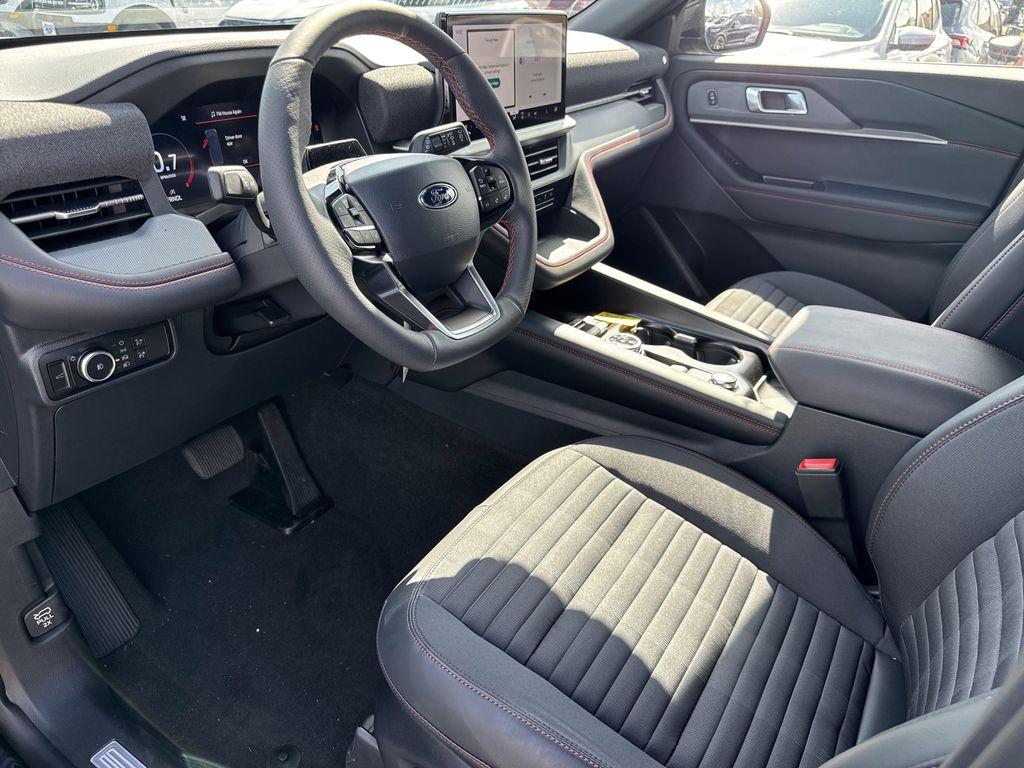new 2025 Ford Explorer car, priced at $46,072