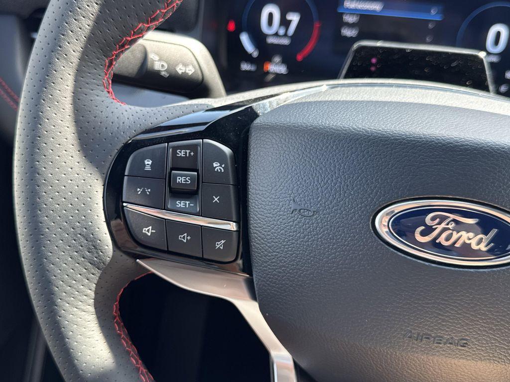 new 2025 Ford Explorer car, priced at $46,072
