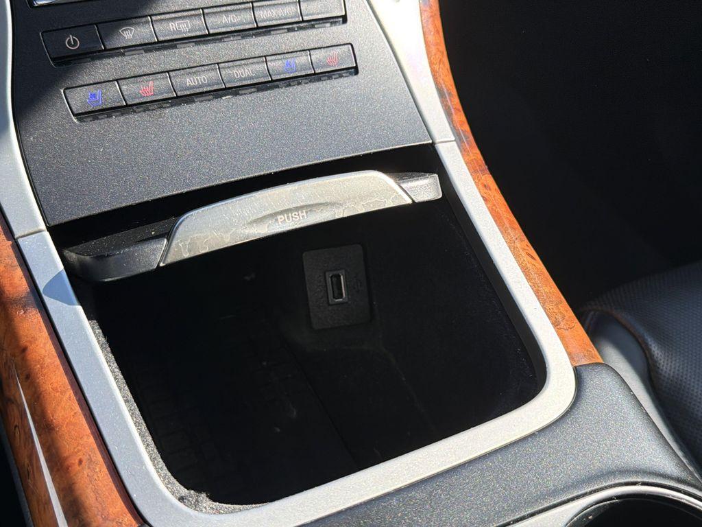 used 2020 Lincoln Nautilus car, priced at $27,000