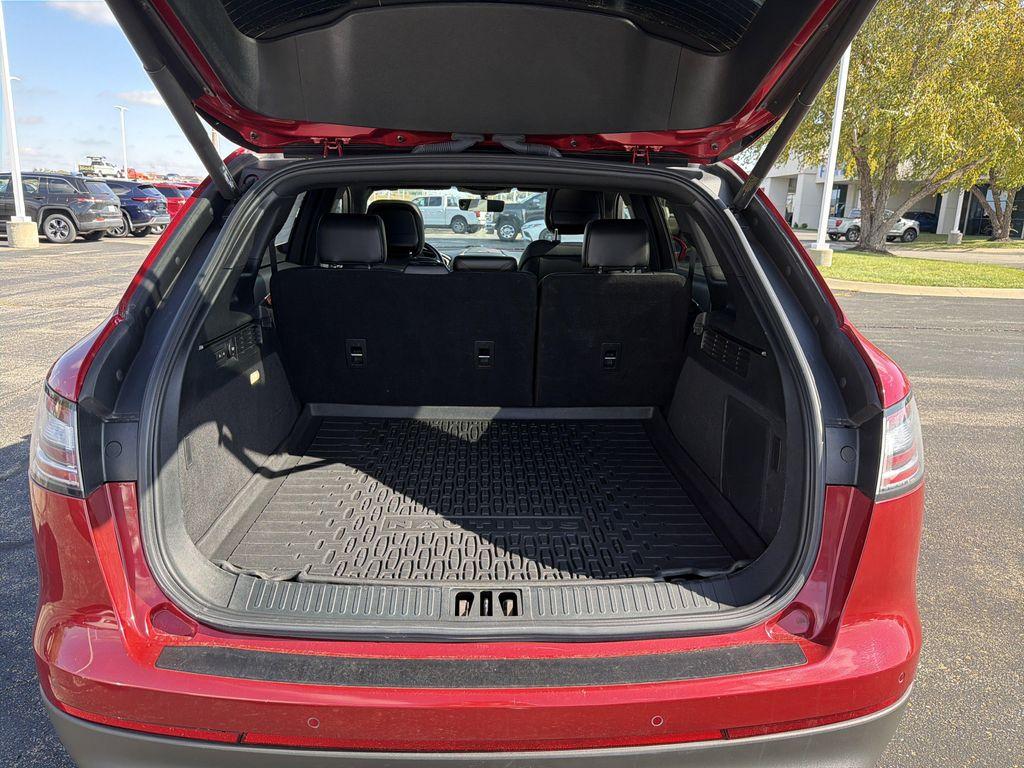 used 2020 Lincoln Nautilus car, priced at $27,000