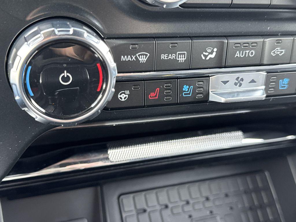 new 2025 Ford F-150 car, priced at $64,295