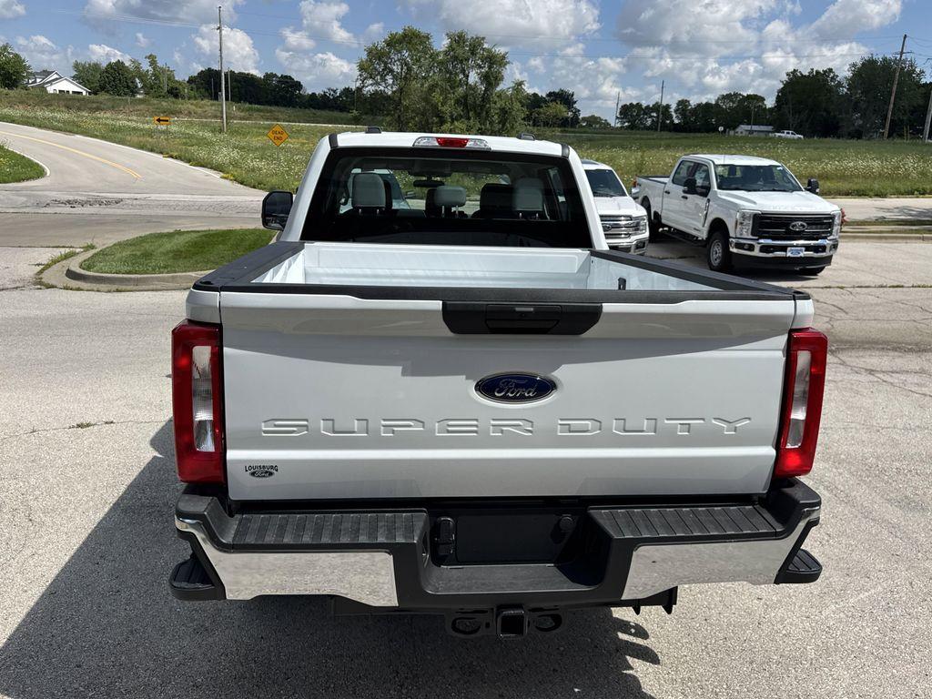 new 2025 Ford F-250 car, priced at $60,886