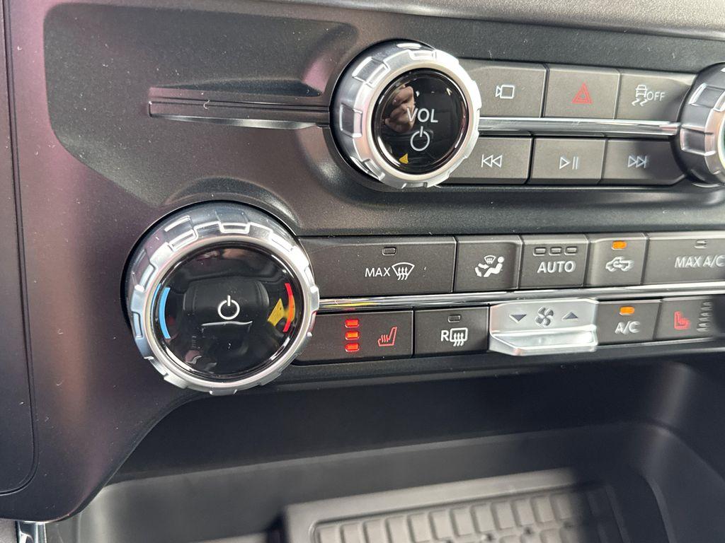 new 2025 Ford F-150 car, priced at $53,851