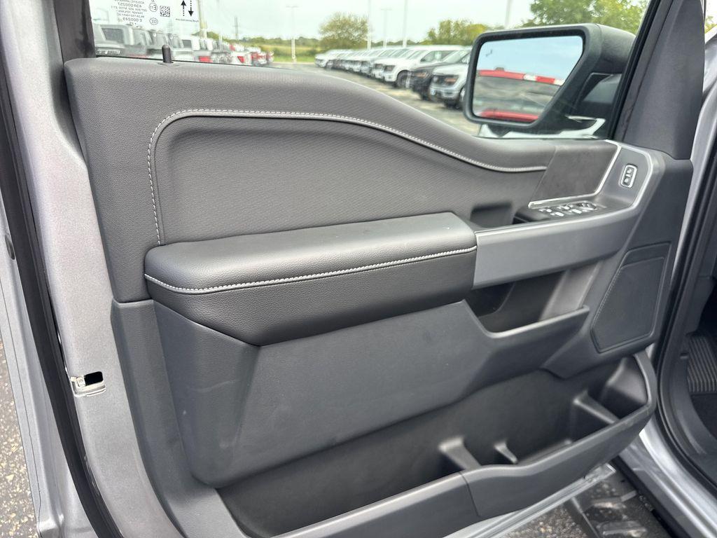 new 2025 Ford F-150 car, priced at $53,851