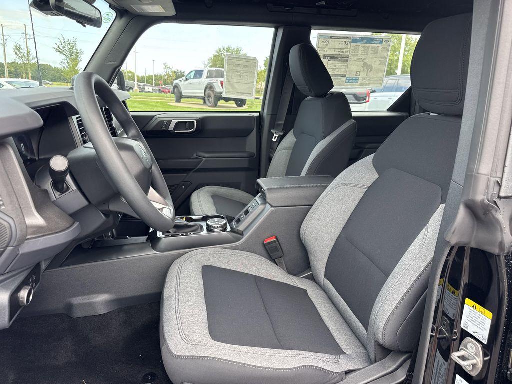 new 2025 Ford Bronco car, priced at $41,224