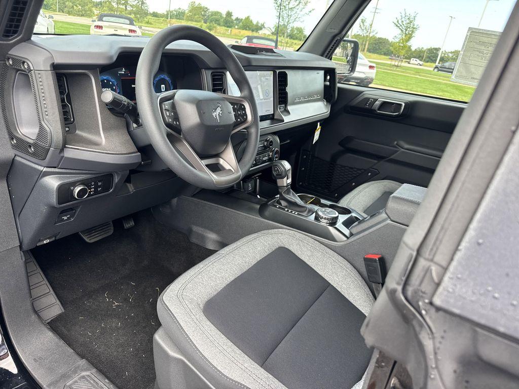 new 2025 Ford Bronco car, priced at $41,224