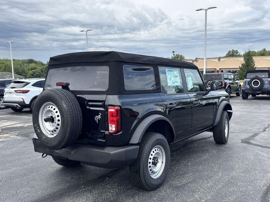 new 2025 Ford Bronco car, priced at $41,224