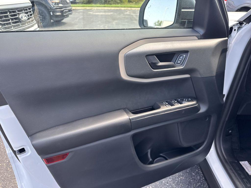 new 2025 Ford Bronco Sport car, priced at $31,187