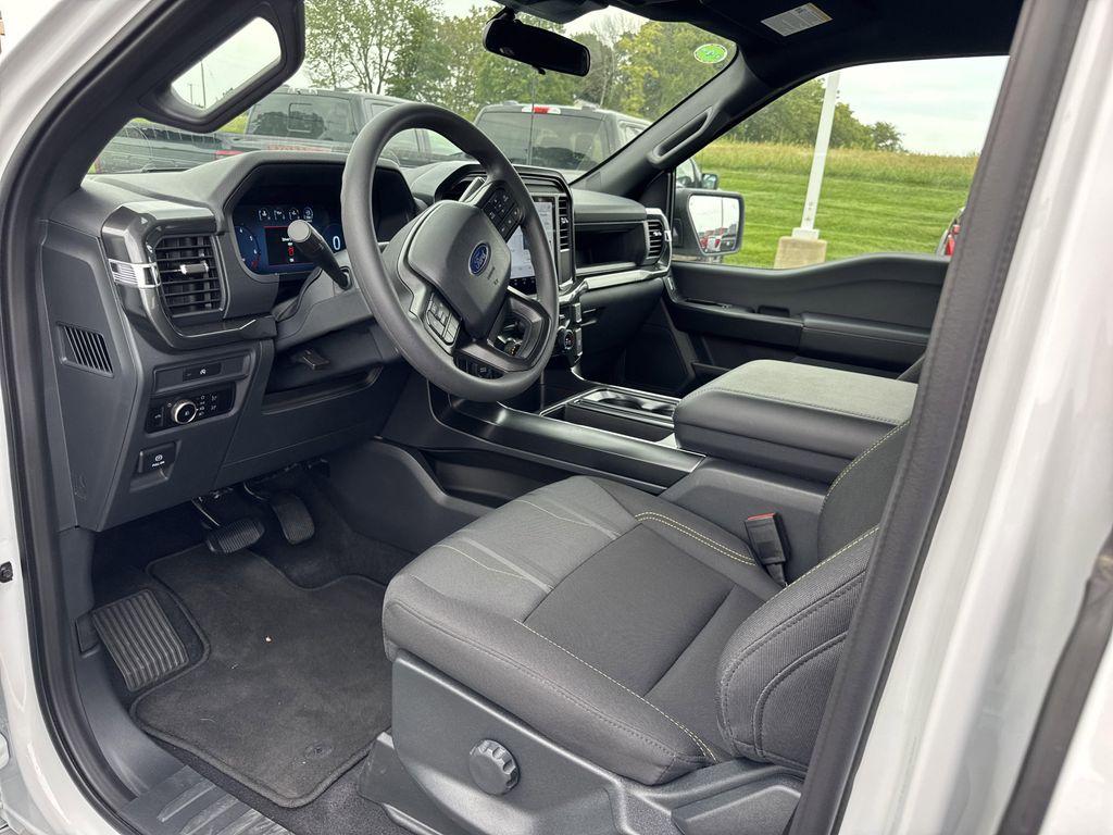 new 2025 Ford F-150 car, priced at $46,013