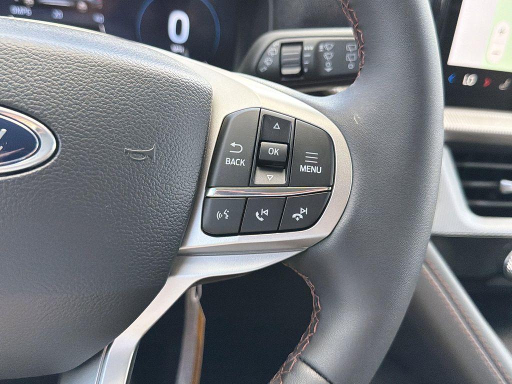 new 2025 Ford Explorer car, priced at $41,300
