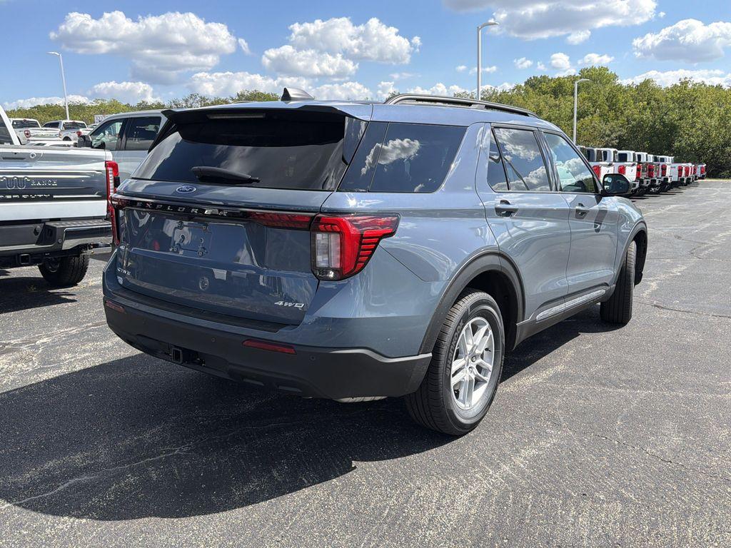 new 2025 Ford Explorer car, priced at $41,300