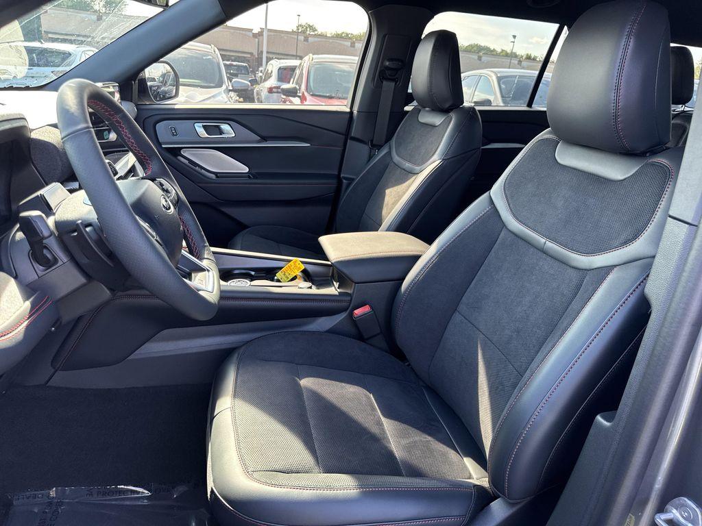 new 2025 Ford Explorer car, priced at $58,571